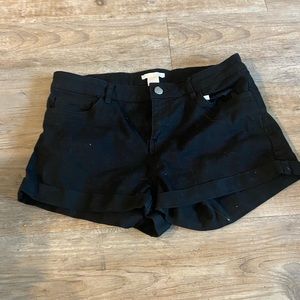 Shorts size 7